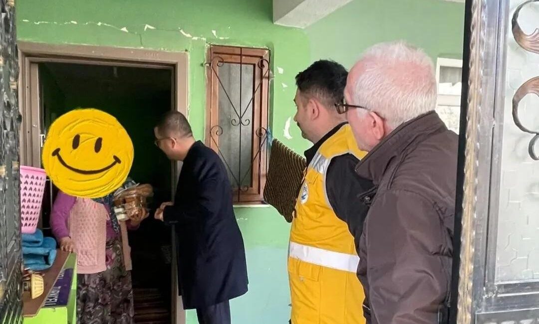Kağızman’da İhtiyaç Sahibi Ailelere Sıcak Yemek Desteği Kağızman’da sosyal dayanışma ve