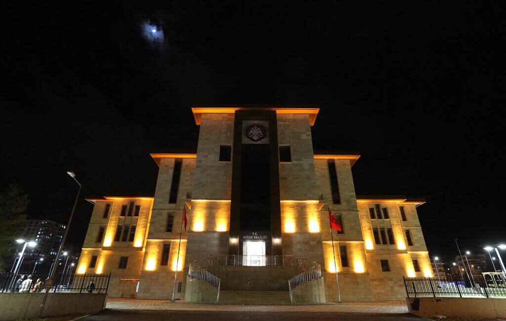 Niğde’de Buzlanma ve Don Nedeniyle Eğitime Ara Verildi Niğde Valiliği, il genelinde