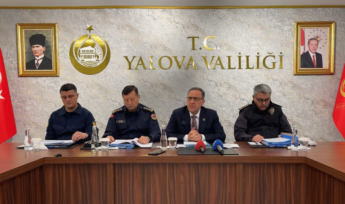Yalova Valisi Ahmet Hamdi