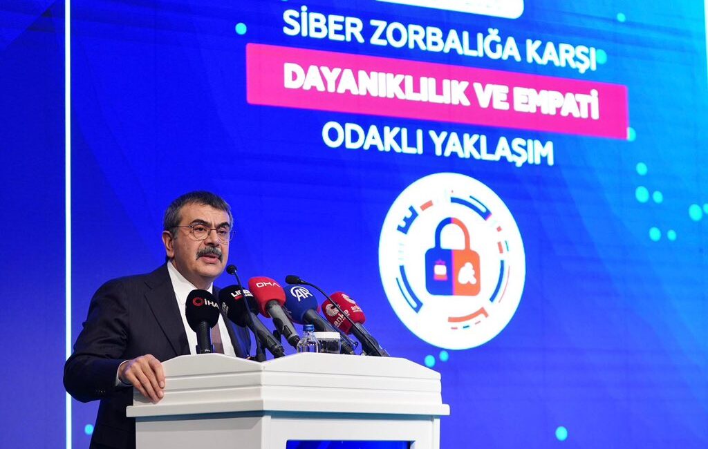 Milli Eğitim Bakanı Yusuf