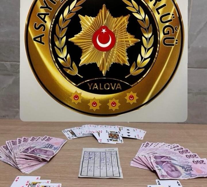 Yalova’da Kahvehaneye Kumar Baskını: 5 Kişiye Para Cezası YALOVA / TEKHA Yalova
