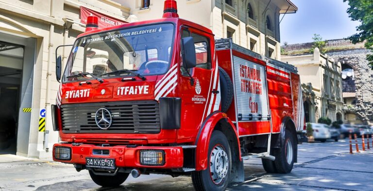 Yalova Belediyesi İtfaiye Ekipleri