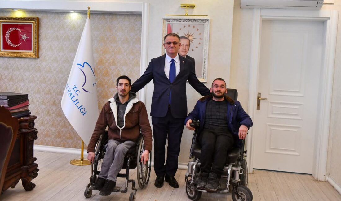 Van Valisi Ozan Balcı’dan Engelli Vatandaşlara Anlamlı Kabul Van Valisi Ozan Balcı,