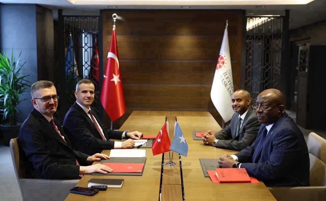 İletişim Başkanı Duran’dan Somali Heyeti ile Kritik Görüşme: “Stratejik Ortaklık Güçleniyor” Cumhurbaşkanlığı İletişim Başkanı Burhanettin