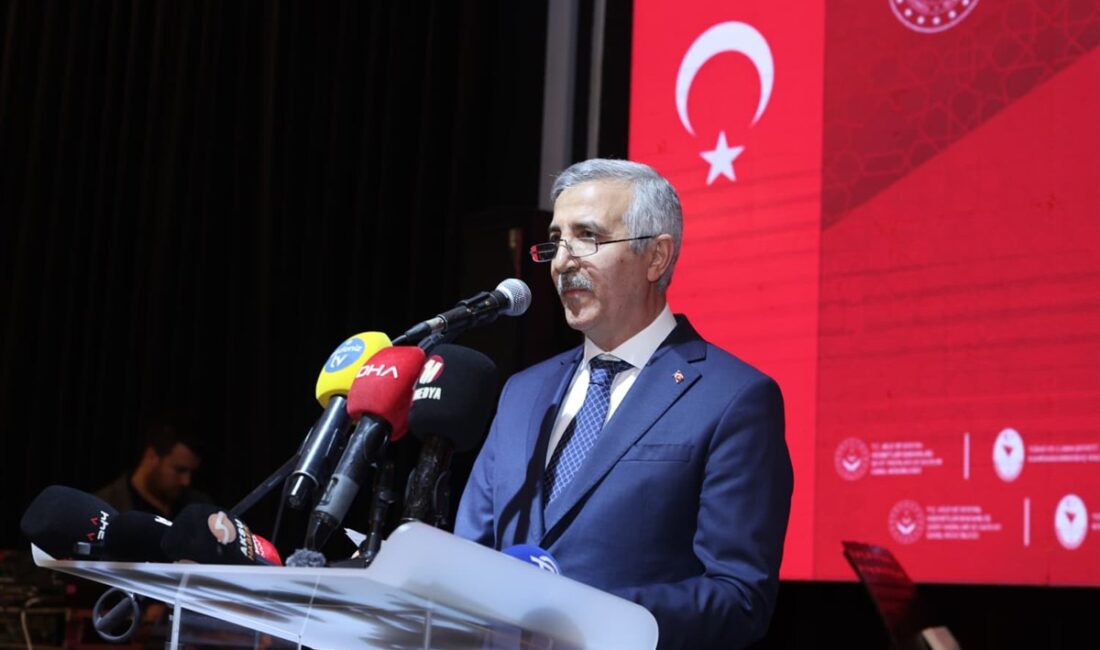 Kahramanmaraş Valisi Mükerrem Ünlüer,