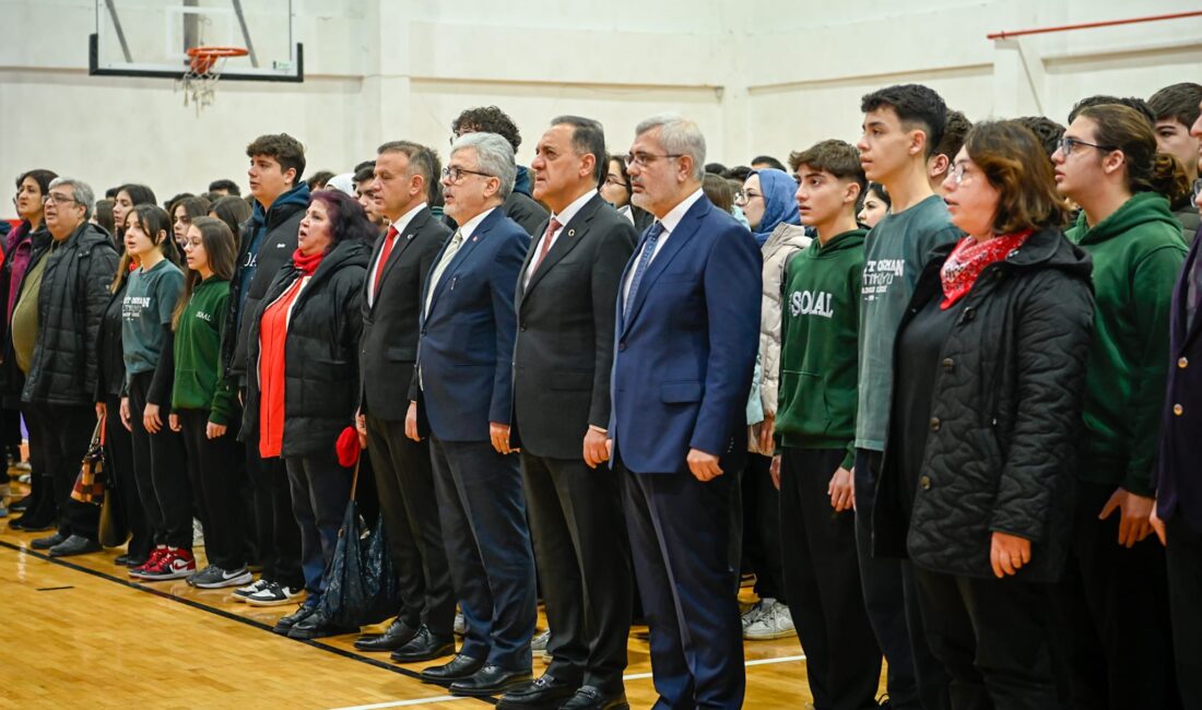 Yalova’da Yeni Eğitim Öğretim Dönemi Başladı Eğitimin İkinci Dönemi Bayrak