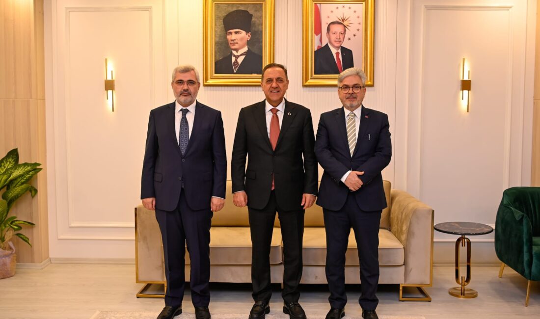 Bakan Yardımcısı Yelkenci, Vali
