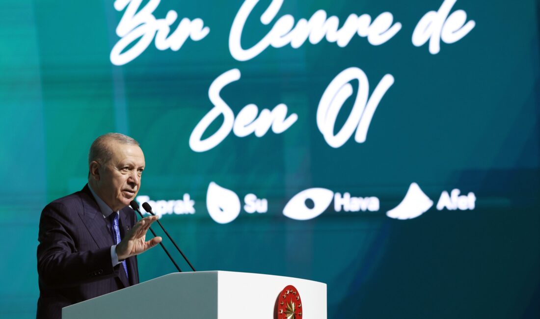 Erdoğan Cemre Vakfı Mensuplarıyla Bir Araya Geldi Cumhurbaşkanı Erdoğan Gençleri Çevre