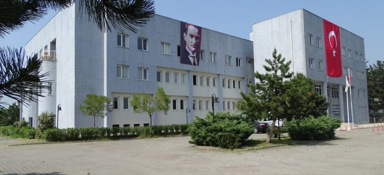 Yalova’da Baba Ve Kıza Saldırı İddianamesi Komşu Kavgasında 14 Aylık