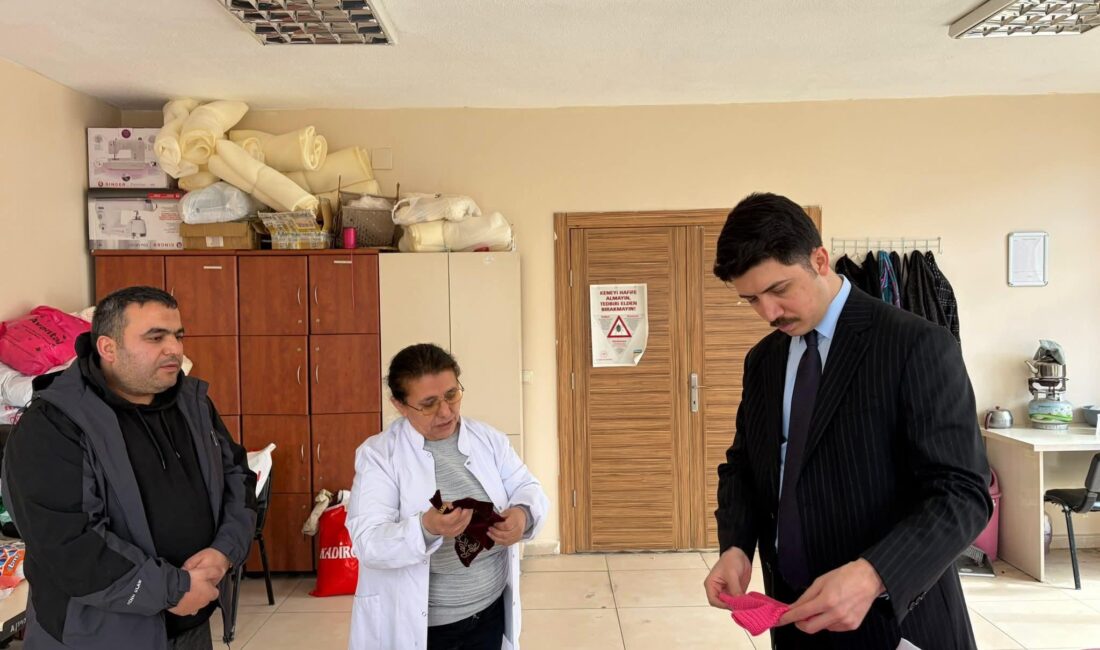 Digor Kaymakamı Kahraman’dan Halk Eğitimi Merkezi’ne Ziyaret Digor Kaymakamı Ahmed Tayyib