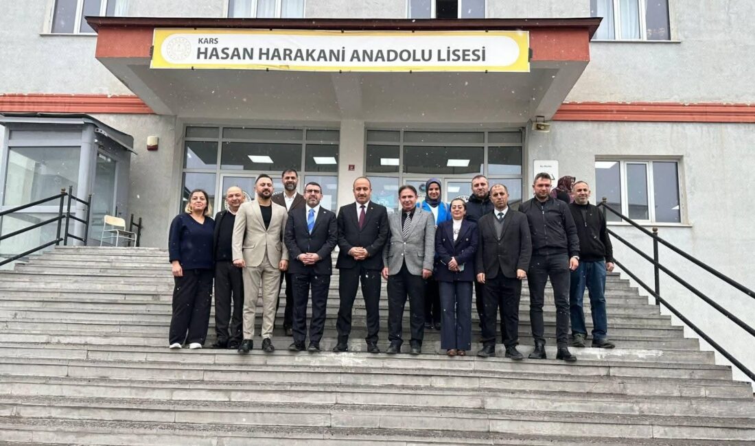 AK Parti Kars Milletvekili Adem Çalkın, okullara yönelik ziyaretlerini sürdürüyor AK Parti Kars Milletvekili