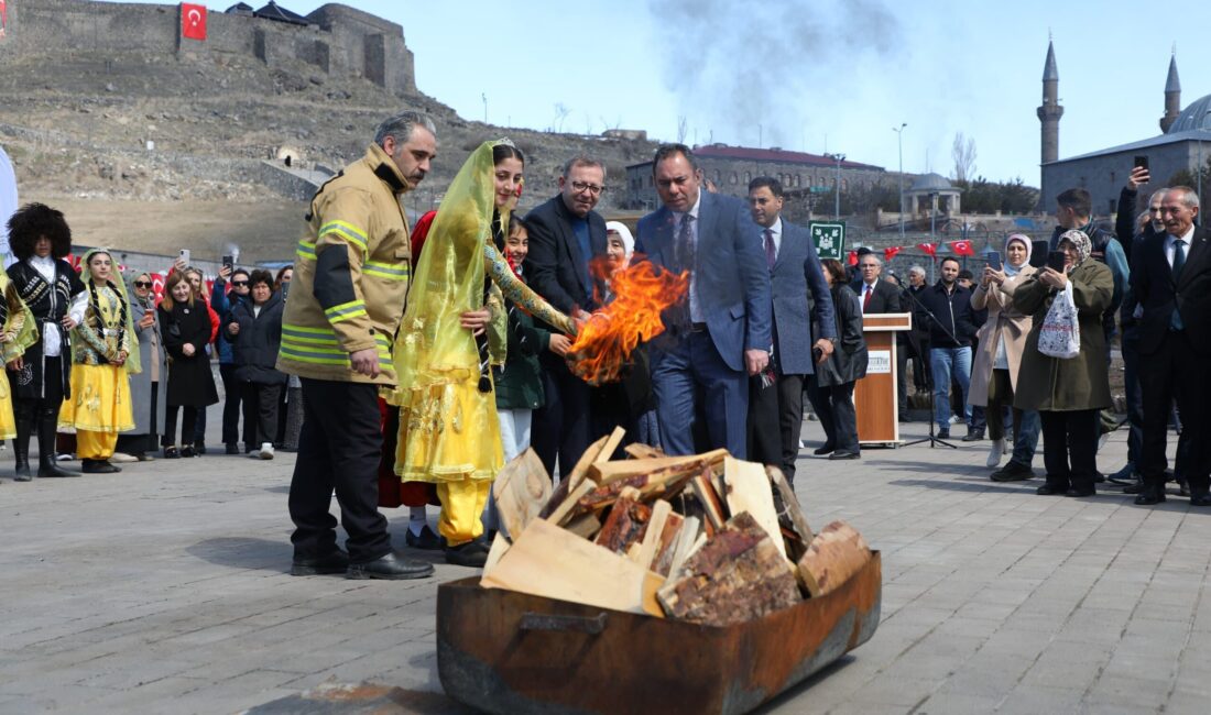 Kars’ta Nevruz Bayramı kutlandı – Tek Haber Ajansı (TEKHA) Türkiye’nin Habercisi Kars’ta baharın müjdecisi ve