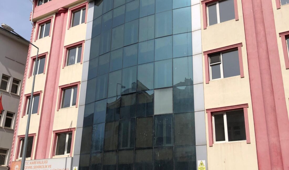 Kars Çevre ve iklim Değişikliği Müdürlüğü Güreş Eğitim Merkezi Oluyor Türkiye’de güreş sporuna yeni