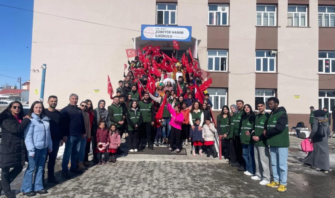 Yeşilay’dan Miniklere Sağlıklı Yaşam Mesajı Kars’ta çocuklara küçük yaşlardan