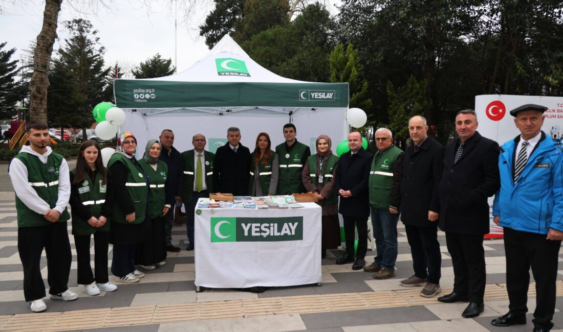 Artvin Valisi Ergün Hopa’da Yeşilay Haftası Etkinliğine Katıldı Artvin / TEKHA Artvin