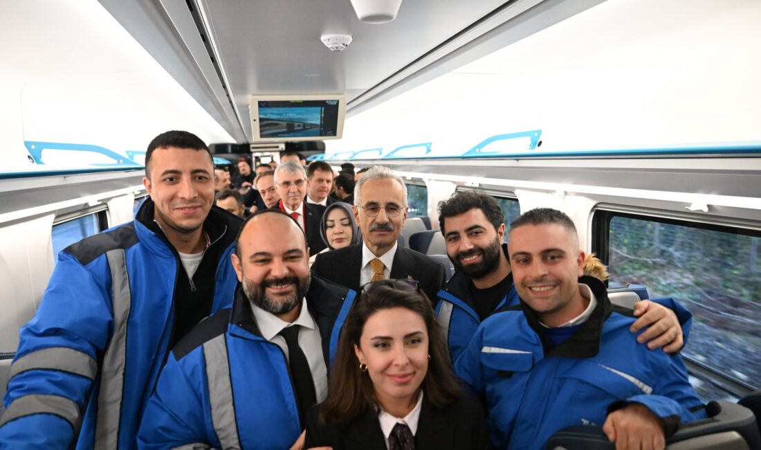 Bakan Uraloğlu: Demiryolu Ağımızı 2053 Yılına Kadar 28 Bin 590 Kilometreye Çıkaracağız Ulaştırma ve Altyapı Bakanı