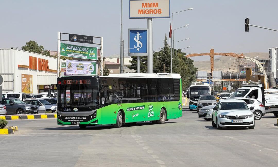 Büyükşehir Belediyesi Bayram Süresince Binlerce Vatandaşa Ücretsiz Ulaşım Sundu Van Büyükşehir Belediyesi, Ramazan
