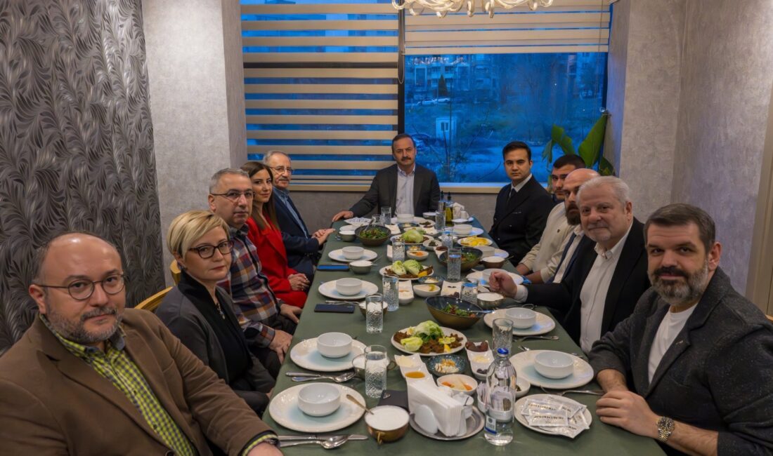 Anahtar Parti Genel Başkanı