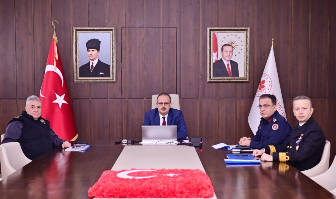 Aydın Valisi Yakup Canbolat,