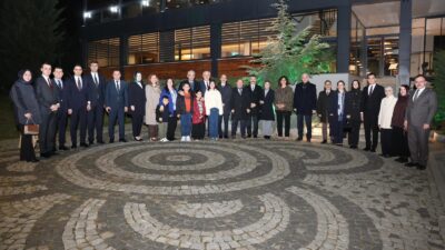 Düzce Valisi Mehmet Makas, eşi