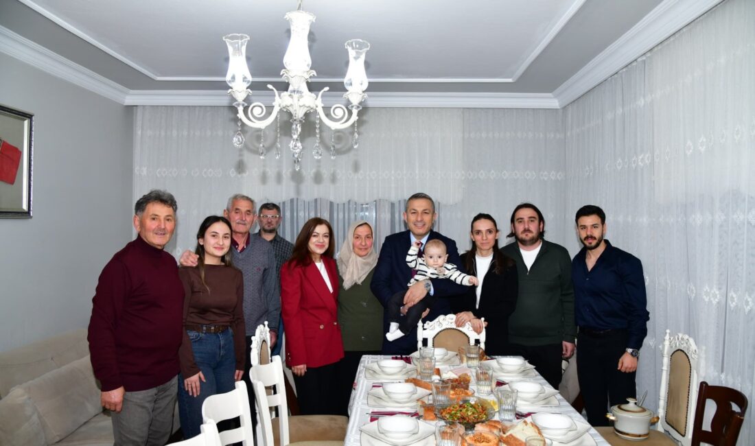 Vali Tahir Şahin, eşi