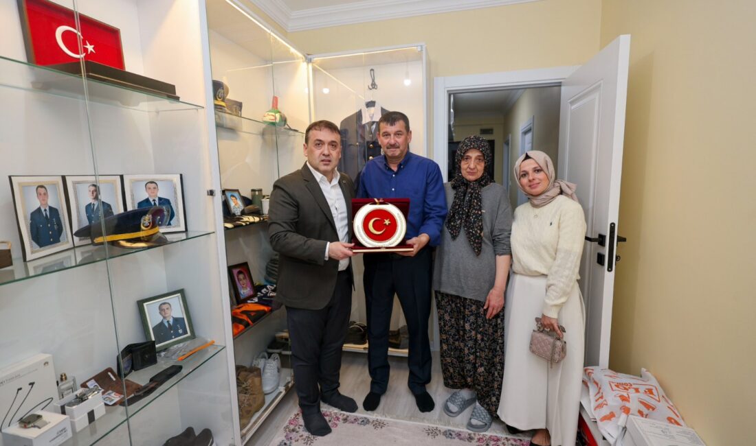 Bilecik Valisi Faik Oktay