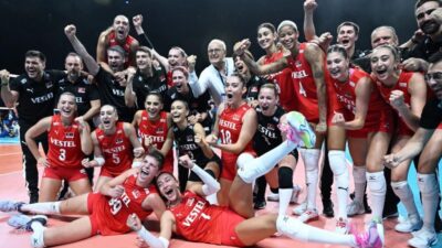 ÇİN / TEKHA Ay-Yıldızlı Ekip