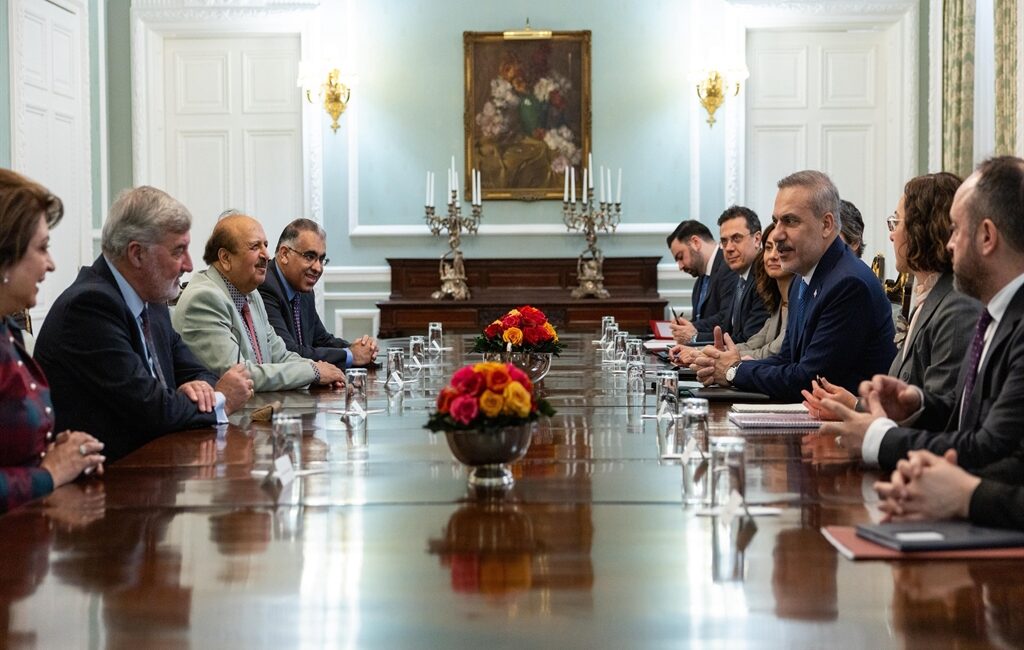 İNGİLTERE / TEKHA Dışişleri