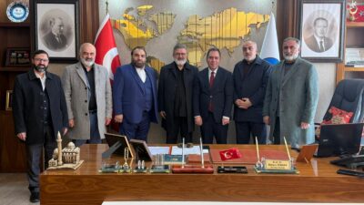 Kars Belediye Başkanı Ötüken Senger,