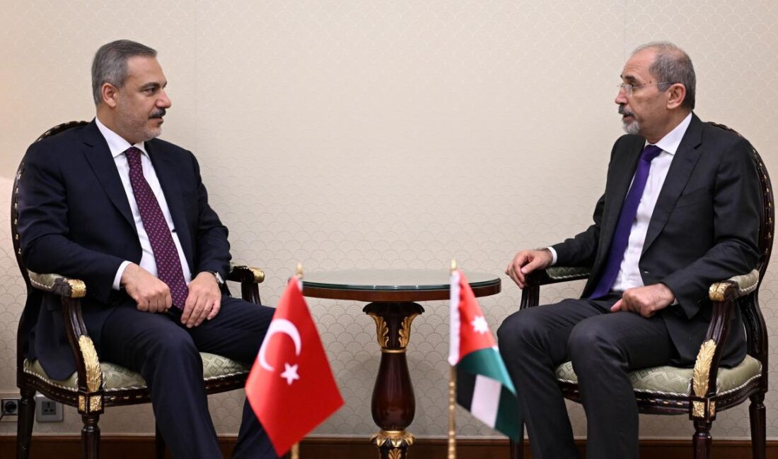 Dışişleri Bakanı Hakan Fidan’dan Ürdünlü Mevkidaşıyla Kritik Görüşme Dışişleri Bakanı Hakan Fidan,