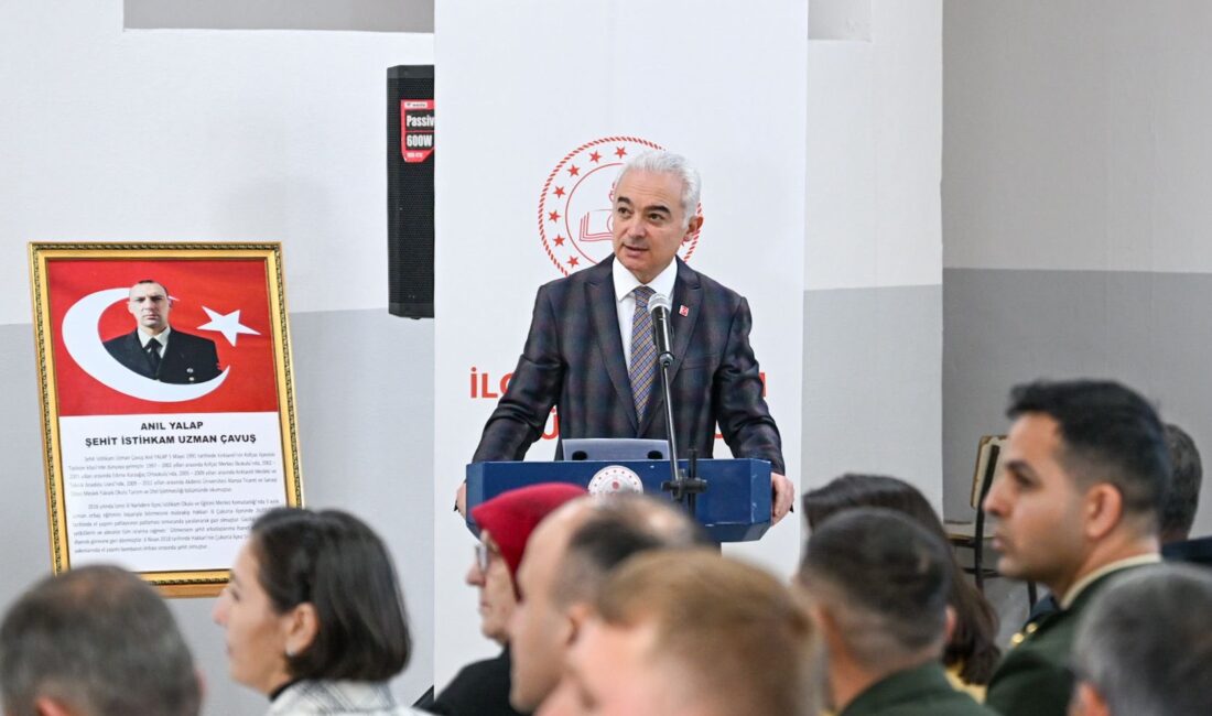 Kırklareli Valisi Uğur Turan’dan Kofçaz’da Şehit Anma Programı ve Yatırım İncelemesi KIRKLARELİ / TEKHA Kırklareli