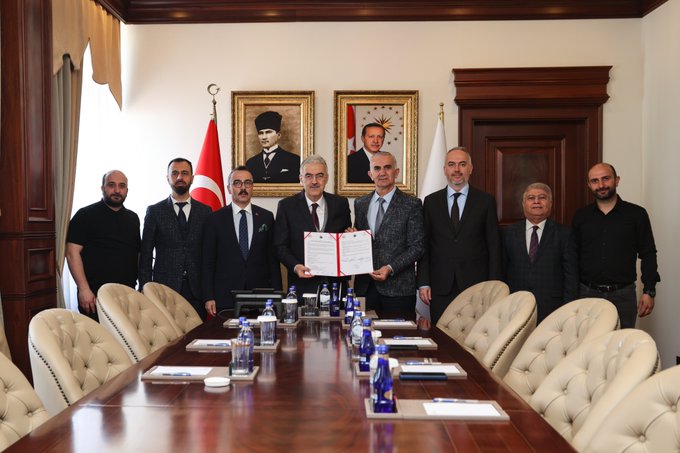 Bursa Valisi Erol Ayyıldız’dan İnegöl’e Yeni Sağlık Merkezi Müjdesi BURSA / TEKHA Bursa