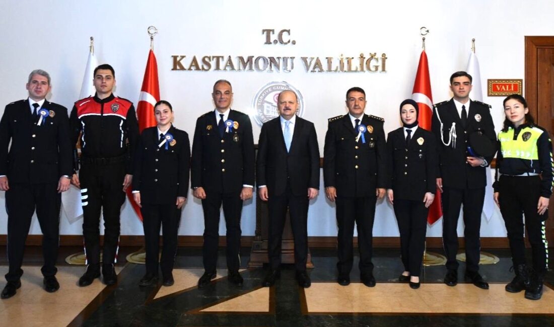 Kastamonu Valisi Meftun Dallı’ya Polis Haftası Ziyareti KASTAMONU / TEKHA Türk