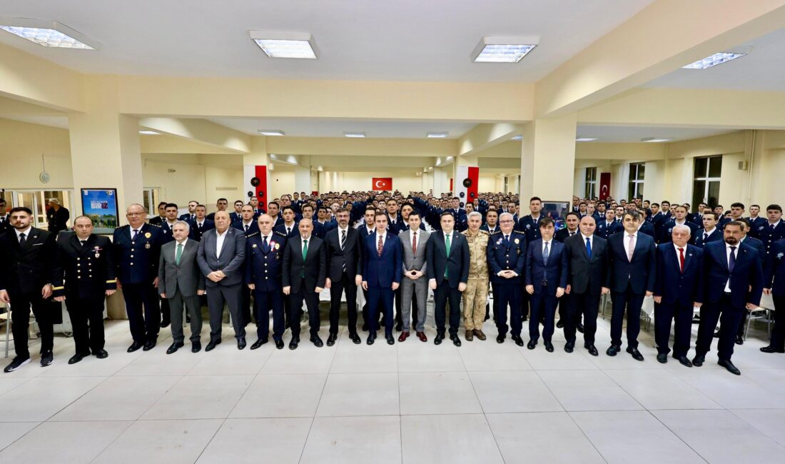 Bitlis Valisi Ahmet Karakaya,