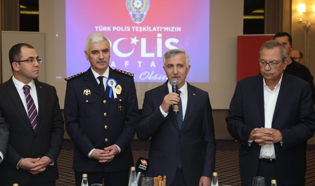 Kahramanmaraş Valisi Mükerrem Ünlüer,