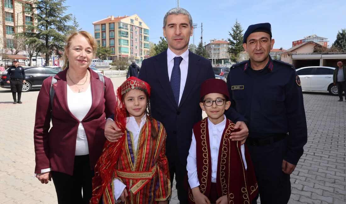Vali Dr. Naci Aktaş’tan İhsaniye İlçesine Kapsamlı Ziyaret Afyonkarahisar Valisi Dr. Naci
