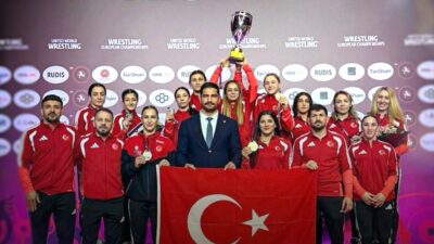 Arnavutluk’un başkenti Tiran’da düzenlenen Avrupa