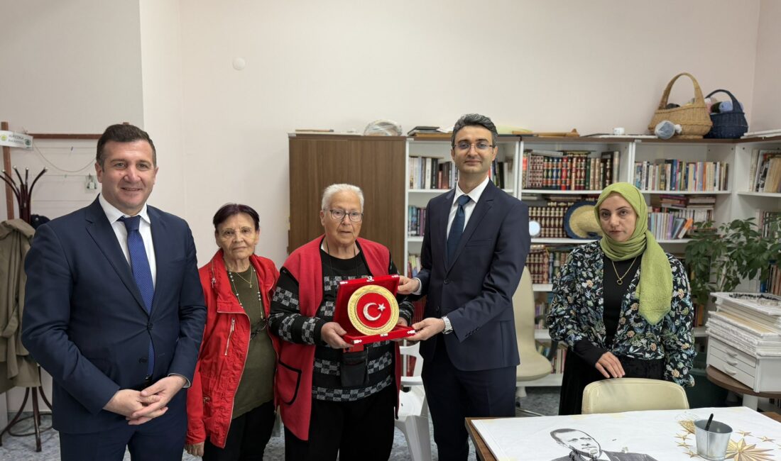 Bakanlık Heyeti Çınarcık Huzurevi’nde