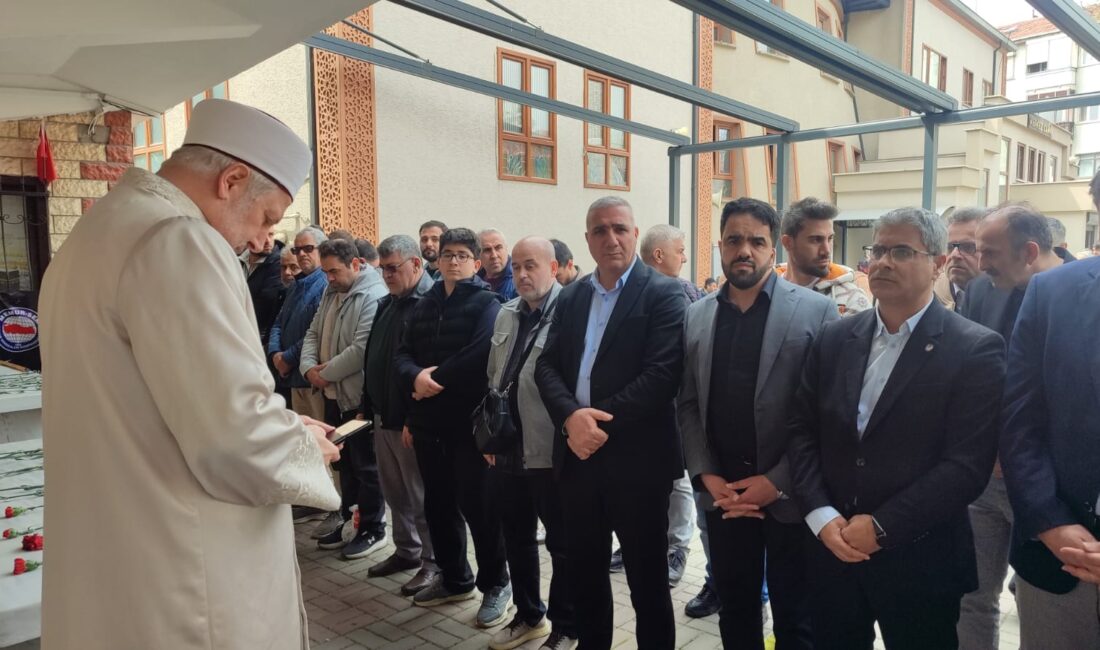 Yalova Eğitim-Bir-Sen Şube Başkanı Ahmet