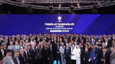 Geleceğin Yıldızları Basketbol Okulunda Sahaya