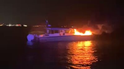 İstanbul Kadıköy’de Haydarpaşa Limanı önlerinde