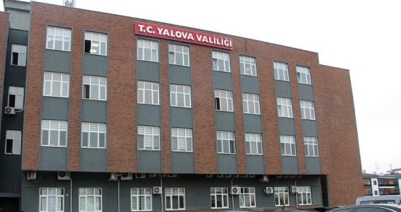 Yalova Valiliği İnşaatında Kule Vinç Eylemi: Gerçek Ortaya Çıktı Yalova’da yapımı devam eden