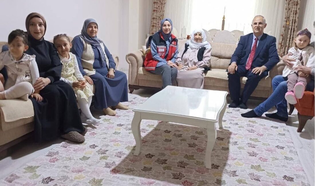 Nesilleri Birleştiren Sofra: “Üç Kuşak Bir Sofra” Etkinliği Düzenlendi Kurban Bayramı’nın birleştirici ruhu, “Üç