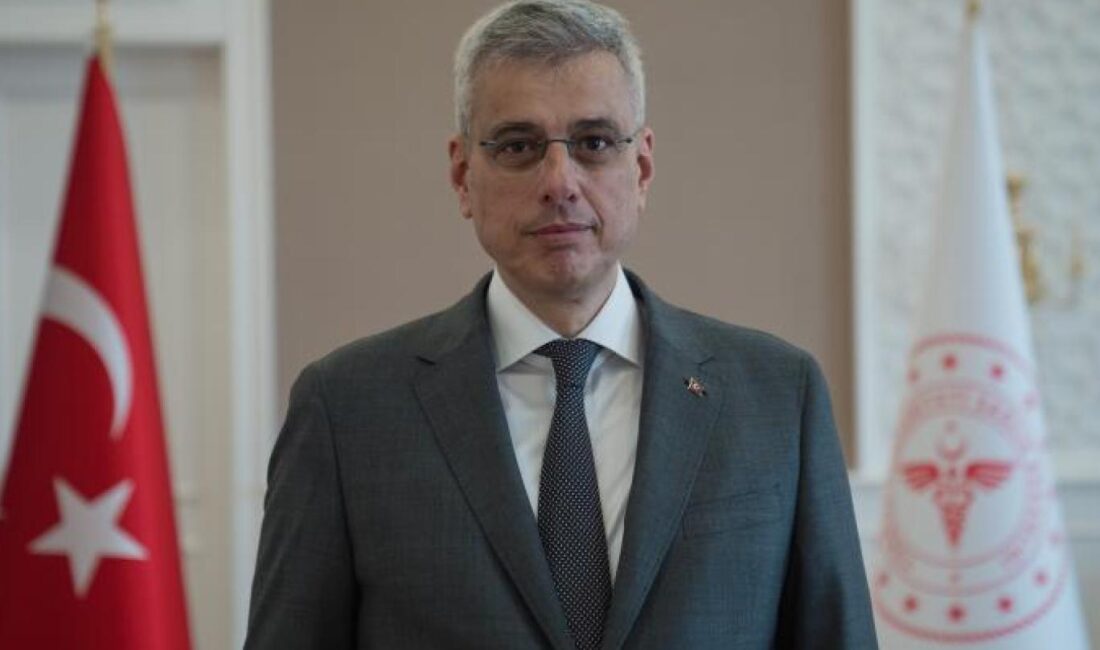 ​Sağlık Bakanı Kemal Memişoğlu,