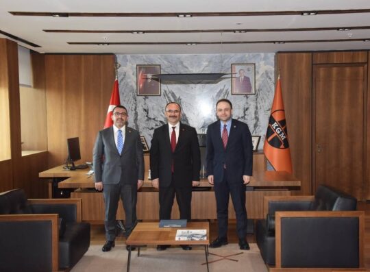 Milletvekili Çalkın, Kars’ın ulaşım ve karayolu yatırımlarına ilişkin talepleri gündeme taşıdı AK Parti Kars Milletvekili Adem