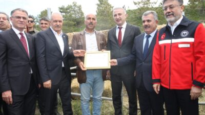 AK Parti Van Milletvekili Burhan