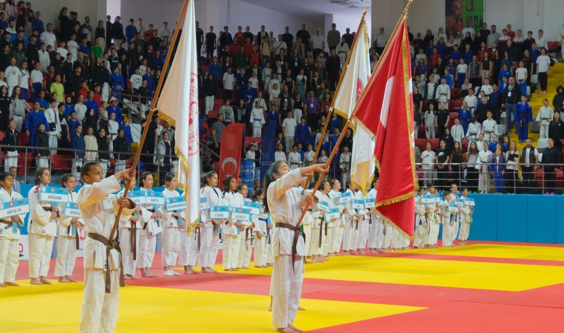 KARAMAN / TEKHA Karaman