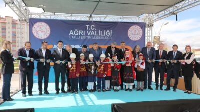 Ağrı Valiliği himayesinde, İl Milli