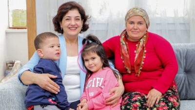 Adana Valisi Mustafa Yavuz’un eşi