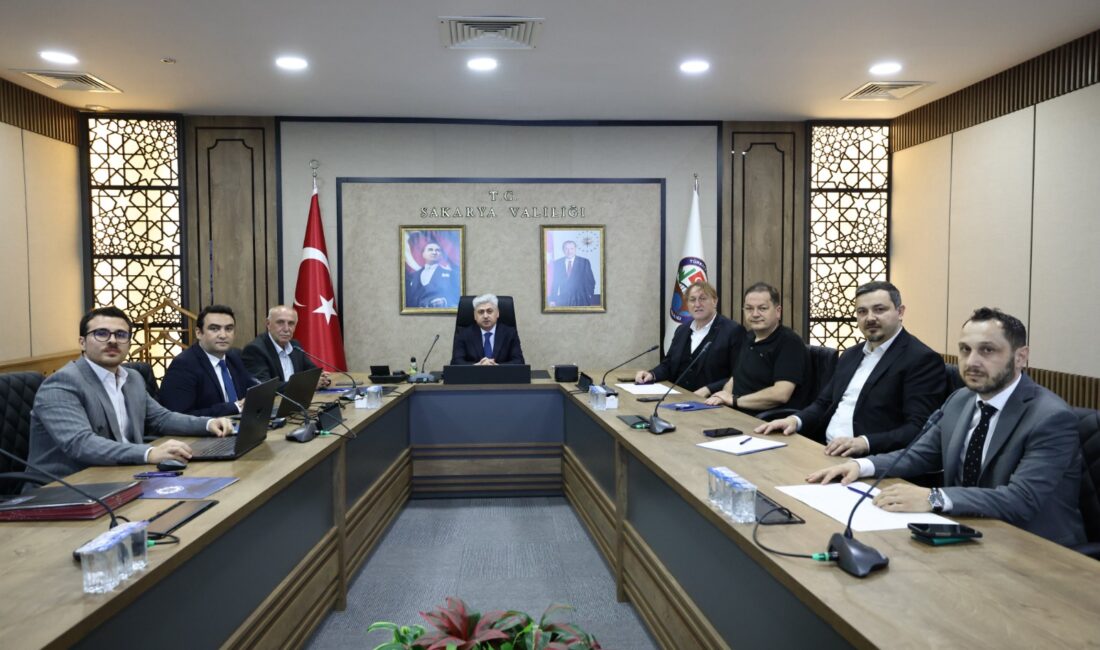 Sakarya’da DOMİ OSB Yönetim Kurulu Toplantısı Sakarya Valisi Rahmi Doğan Başkanlığında Yapıldı Kaynarca Doğu Marmara Makina